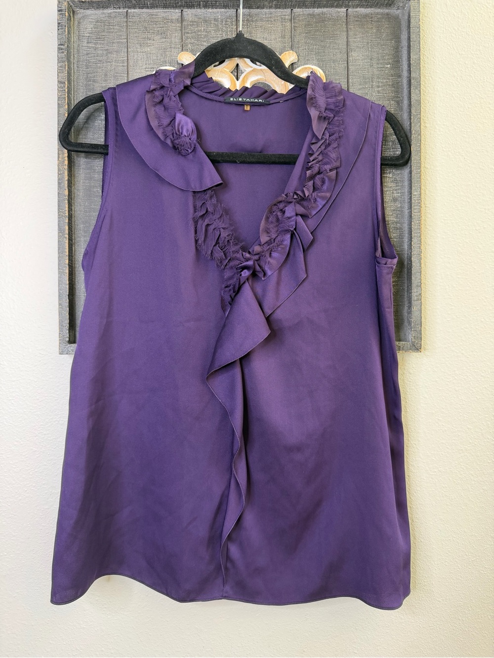 Elie Tahari Silk Deep Purple Ruffled V-Neck Sleeveless Blouse